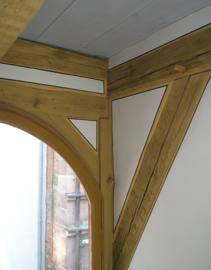 Fachwerk mit Begleiter und Ritzer